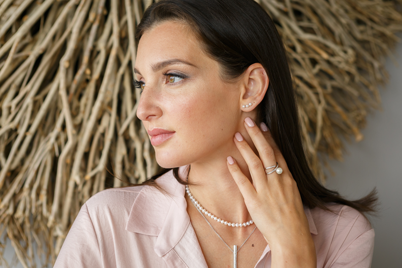 Sidabriniai auskarai su perlais