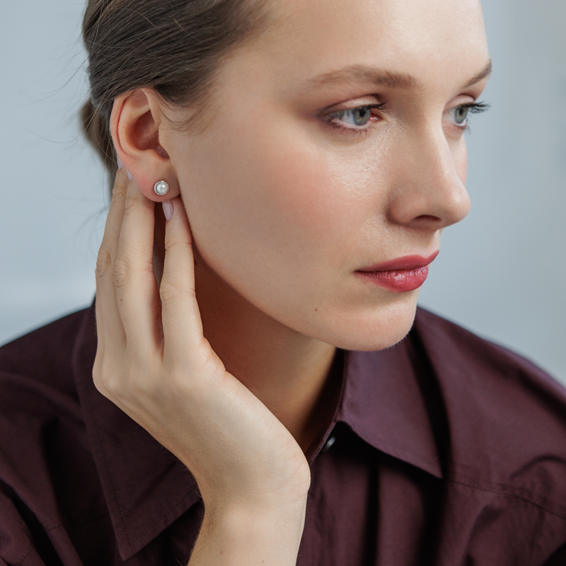 Sidabriniai auskarai su perlais