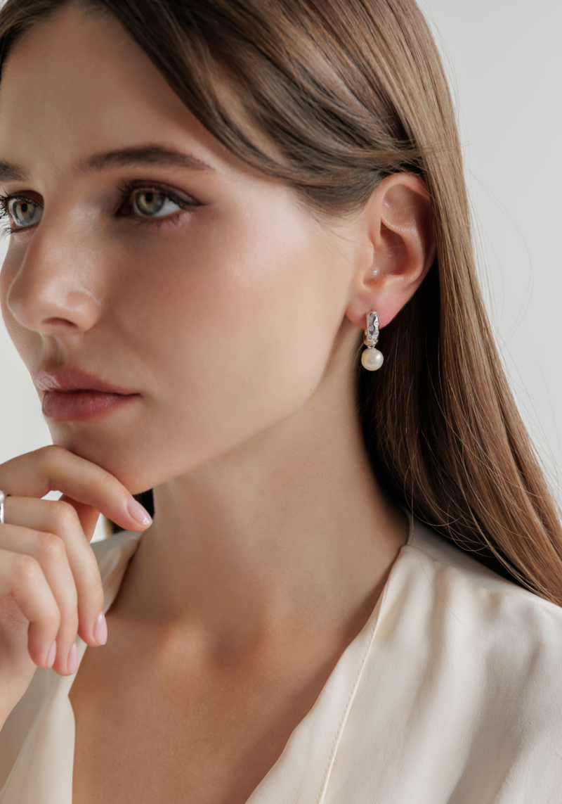 Sidabriniai auskarai su perlais ir cirkoniais