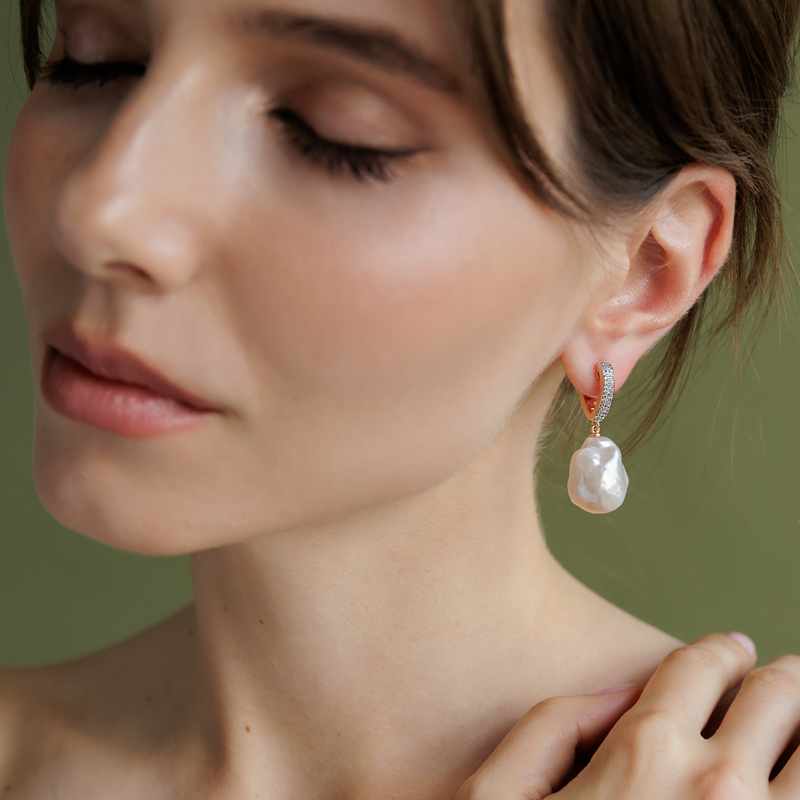 Paauksuoti sidabriniai auskarai su perlais ir cirkoniais