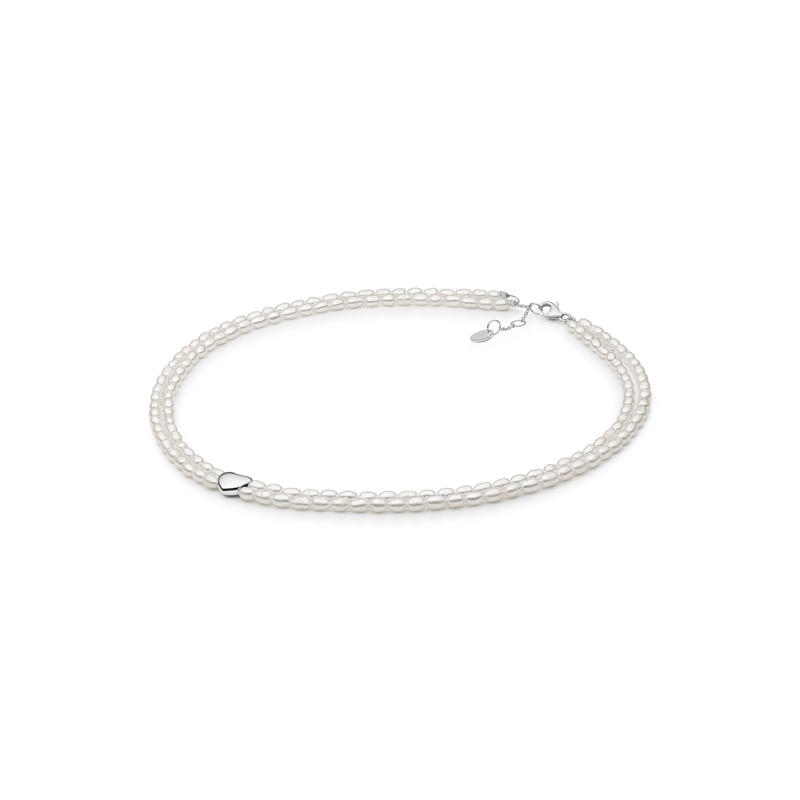 Perlų vėrinys su sidabru