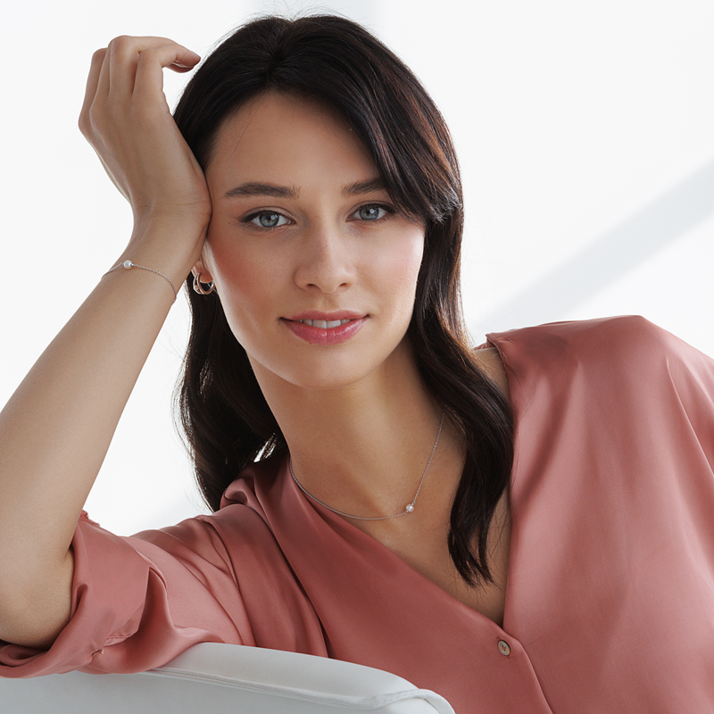 Sidabrinė apyrankė su perlu