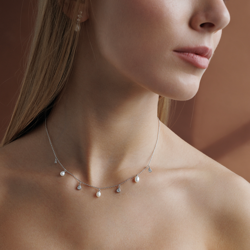 Sidabrinė grandinėlė su perlais ir cirkoniais