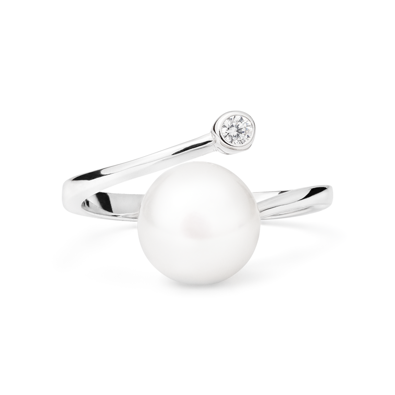 Sidabrinis žiedas su perlu ir cirkoniais