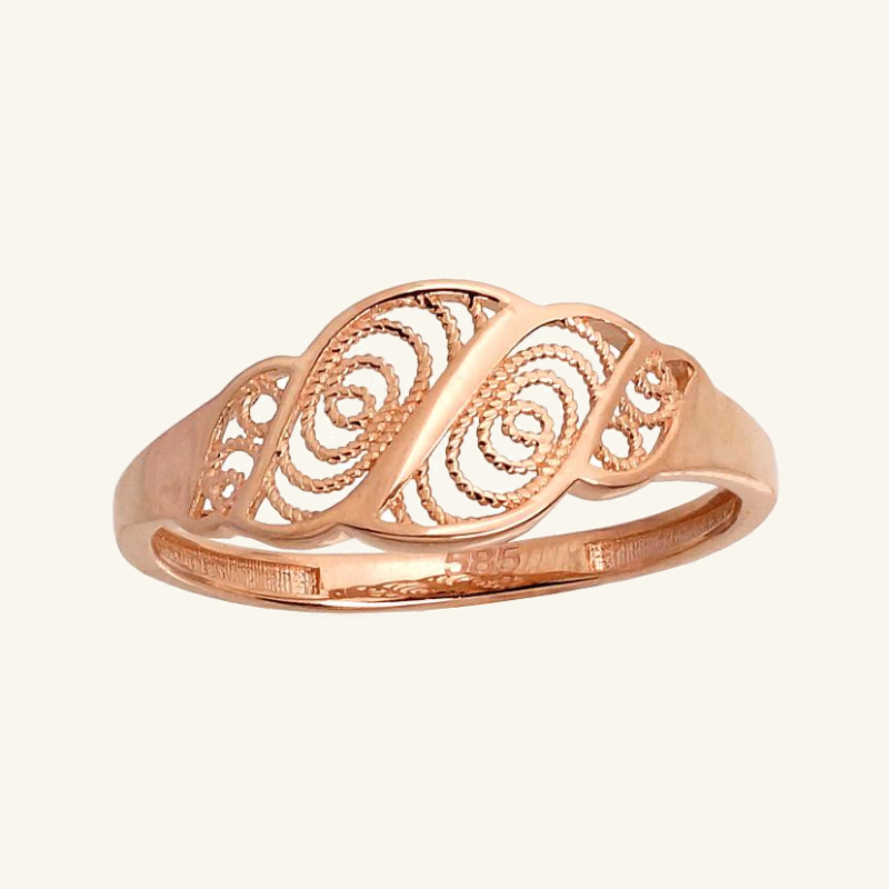 Auksinis žiedas su dviejų spiralių ornamentu