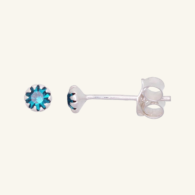 Sidabriniai auskarai vinukai su žydrais cirkoniais, 3 mm